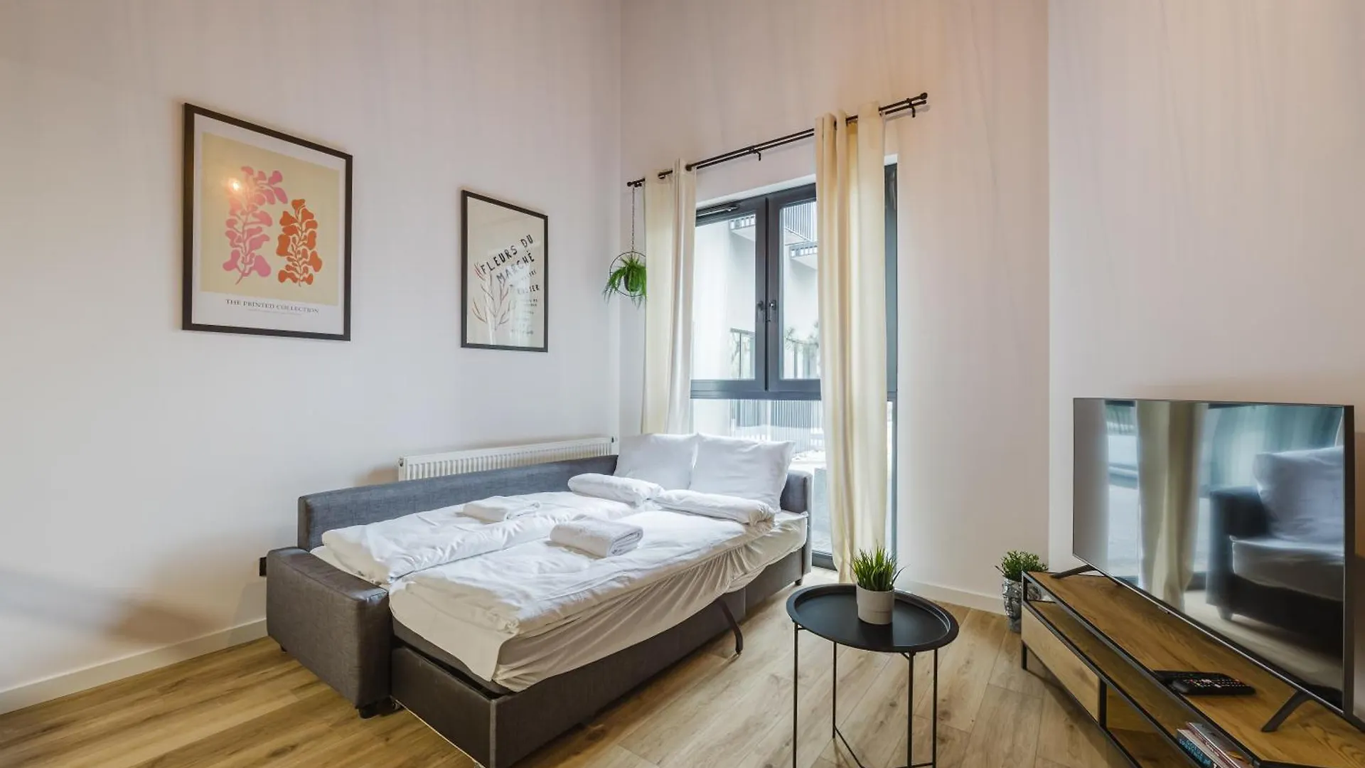 Osiedle Piastowskie Mezzanine Apartment Poznan Poland