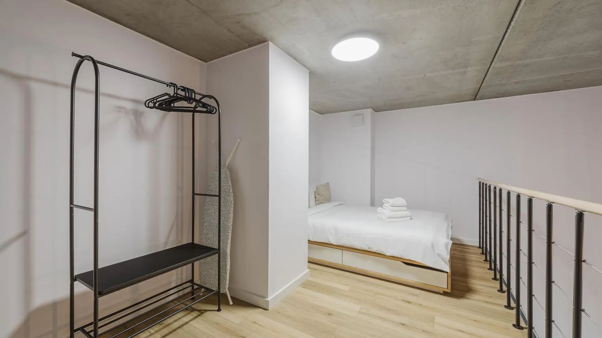 Osiedle Piastowskie Mezzanine Apartment Poznan Poland